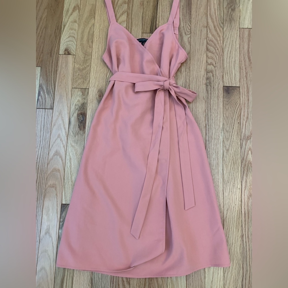 Banana Republic pink wrap dress Size 2 Petite